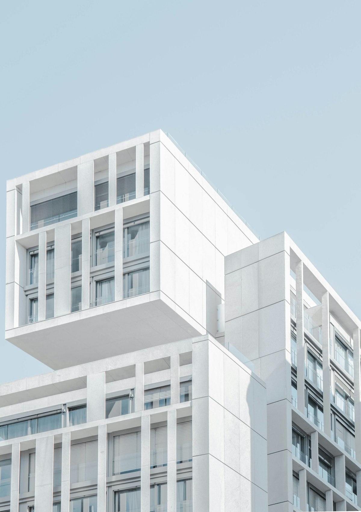 Modern hospital building facade in Türkiye